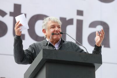 AMLO se reúne con precandidatos de Morena a las gubernaturas