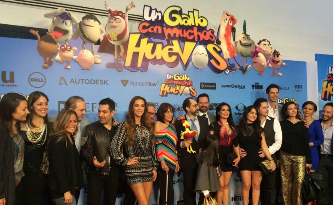 A la función también acudió parte del elenco como Bruno Bichir, Omar Chaparro, Juan Solo, entre otros. FOTO: Janet Mérida