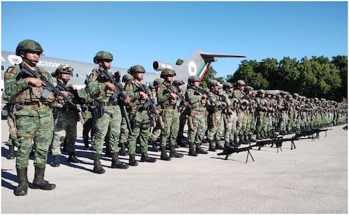 Llegan a Mazatlán 300 militares más ante repunte de violencia; puerto registra alza en asesinatos y desapariciones