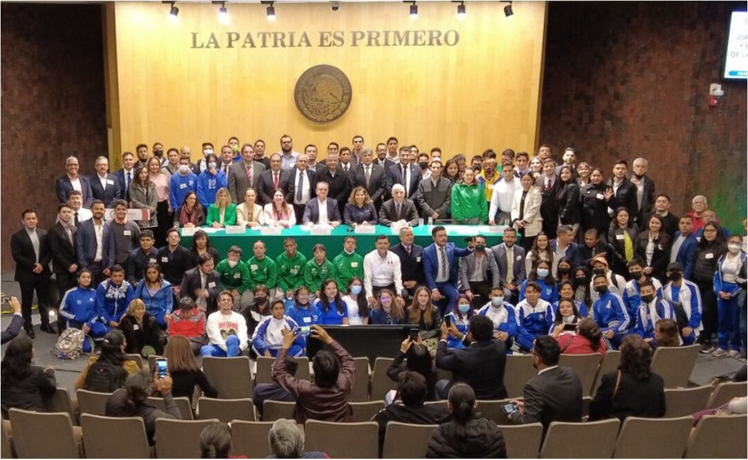 María José Alcalá propone legislar a través del deporte para beneficiar a los jóvenes mexicanos / FOTO: ESPECIAL