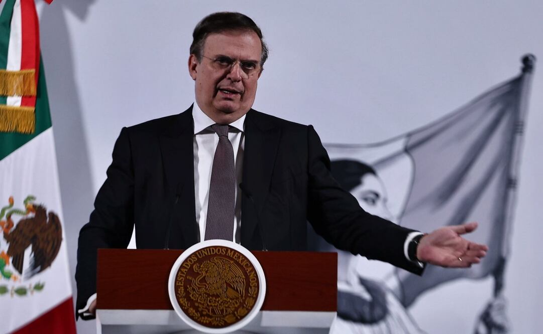 Marcelo Ebrard aseguró que se respaldará a las empresas mexicanas sin importar el tamaño, es decir, micro, pequeñas, medianas o grandes, transnacionales o locales, porque todas generan empleos. Foto: Berenice Fregoso / EL UNIVERSAL