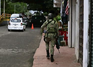 Ejército y policías de Guanajuato irrumpen en edificio de Seguridad Pública de Villagrán; revisan armamento y equipos de comunicación