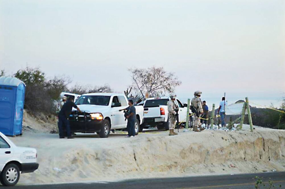 Confirmación. Autoridades confirmaron anoche el hallazgo de cuatro cadáveres más en fosas clandestinas de San José del Cabo. (GLADYS RODRÍGUEZ. EL UNIVERSAL)