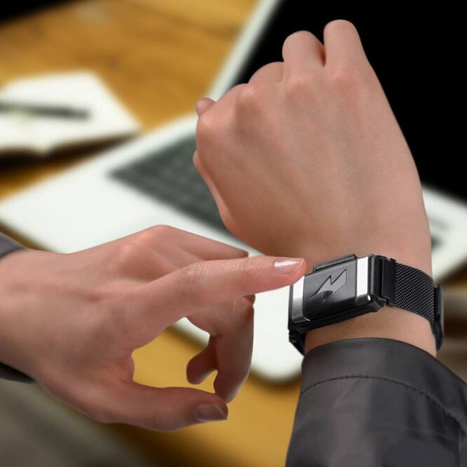 Bajar de peso podrá ser más fácil con esta pulsera electrónica /Foto: Pavlok