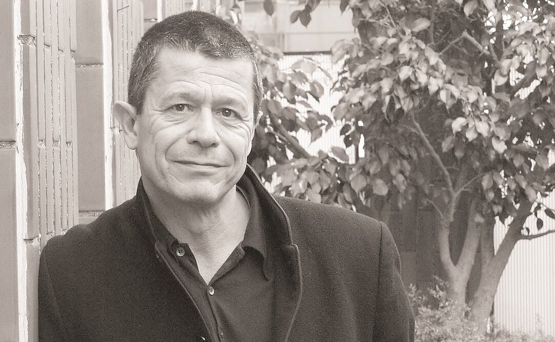 Escritor, periodista, guionista y cineasta, Emmanuel Carrère nació en París en 1957 (FOTO © MARÍA TERESA SLANZI/ CORTESÍA FIL DE GUADALAJARA)