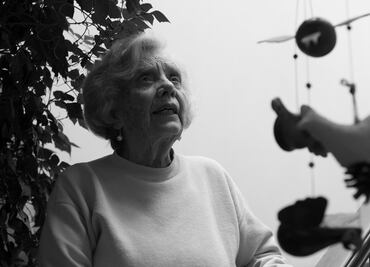 Habitaciones de Poniatowska y Felguérez: Los espacios íntimos donde los artistas han creado son registrados en fotos