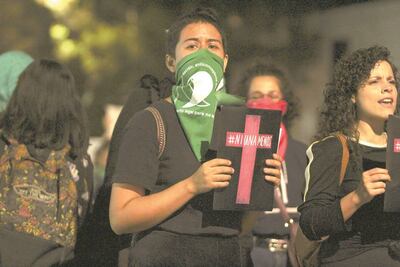 Ni un paso atrás y con la frente en alto