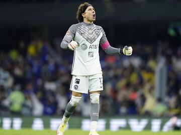 Guillermo Ochoa es nominado al mejor portero del año en el mundo