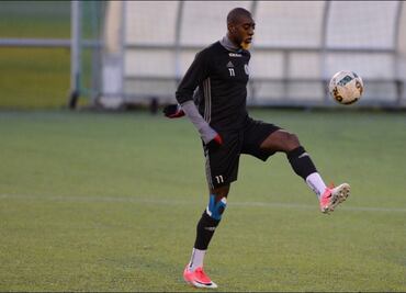 En Lituania fichan a jugador por perfil falso en Wikipedia