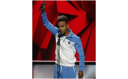 Ozuna estrena tienda efímera con artículos alusivos a su nuevo disco