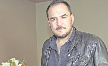 Serrano fabrica una noche bohemia  