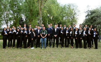 Entregan 54 Gafetes FIFA a árbitras y árbitros mexicanos