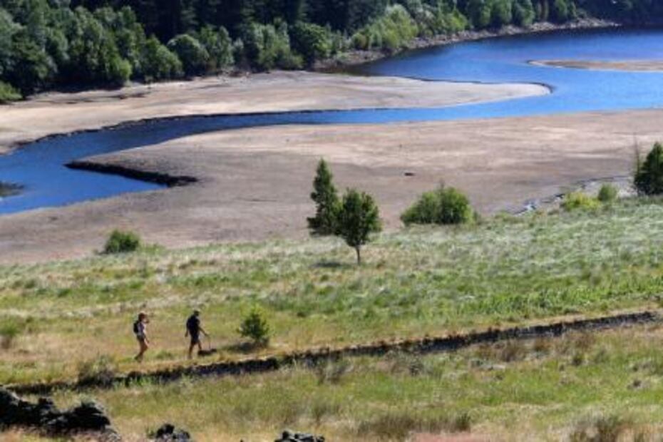 Calor, fuego e inundaciones dejan cientos de muertos y miles de afectados en el mundo