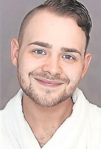 Ellos maquillan su fama