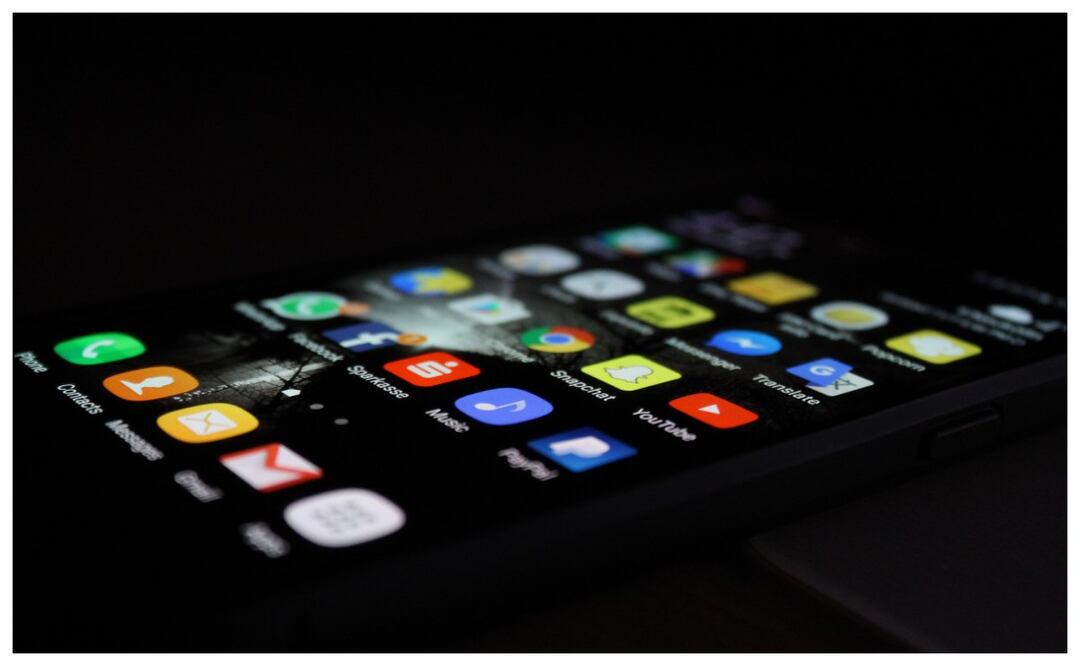 Diariamente se registran 15 mil fraudes y 13 mil extorsiones en México, muchas de las cuales no son denunciadas, lo que representa la cifra negra característica de este delito. Imagen: Unsplash