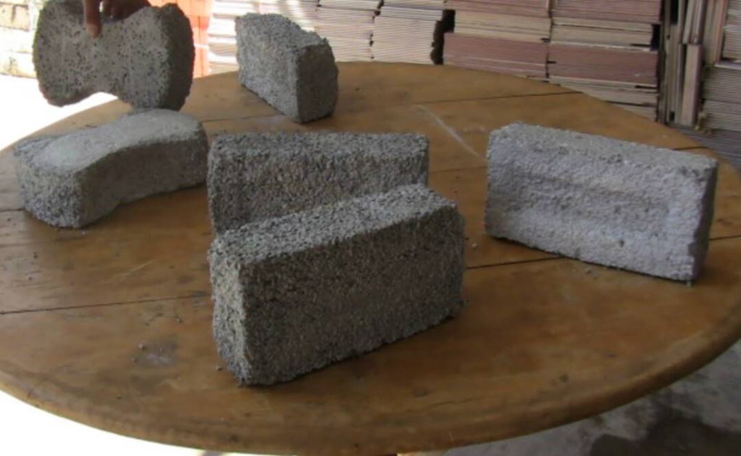 Ladrillos fabricados con PET. Foto: Archivo