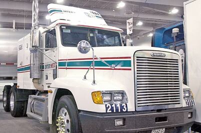 Cae 22% la producción de vehículos pesados