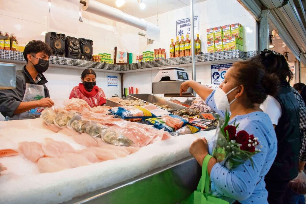 El otro impulsor de la economía, el Consumo Privado en el Mercado Interior reportó un avance mensual de 0.1% en junio pasado, luego de registrar dos meses de retrocesos.