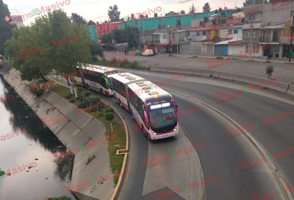 Asalto en estación del Mexibús en Ecatepec. Foto: Especial