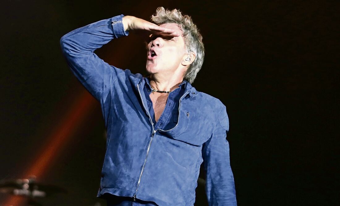 Bon Jovi demostró su vigencia el viernes en el festival (PILAR OLIVARES. REUTERS)