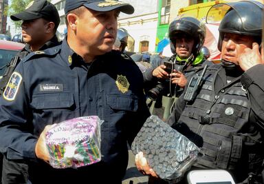 Policía capitalina decomisa 442 kilogramos de material pirotécnico