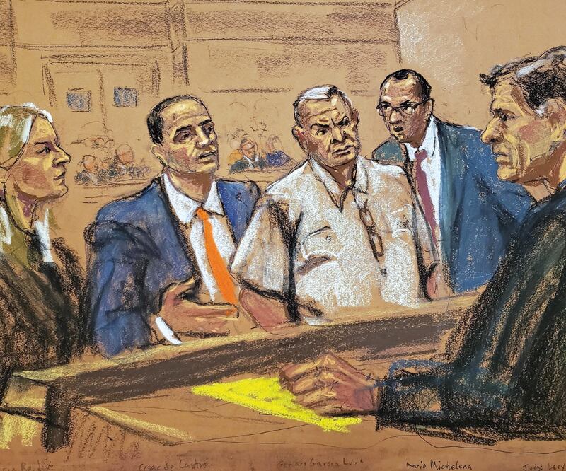 Durante la audiencia de Genaro García Luna, las autoridades presentaron dudas sobre dos de los avalistas, y afirmaron que abogados habían denegado la participación de sus clientes por la carga que conllevaba. Foto: JANE ROSENBERG. EFE