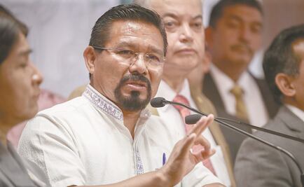 Vinculan a proceso a Cipriano Charrez; detienen a su chofer