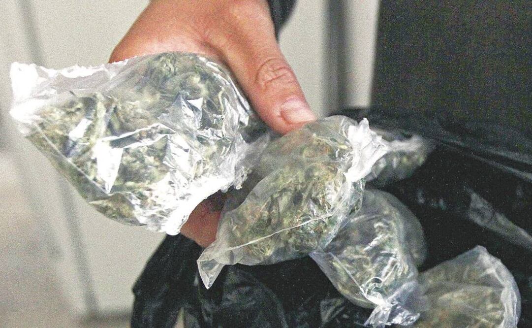 El narcomenudeo ha encontrado en la tecnología un nuevo canal de ventas, puesto que los dealers ahora reciben los pedidos por WhatsApp. Foto: ARCHIVO EL UNIVERSAL