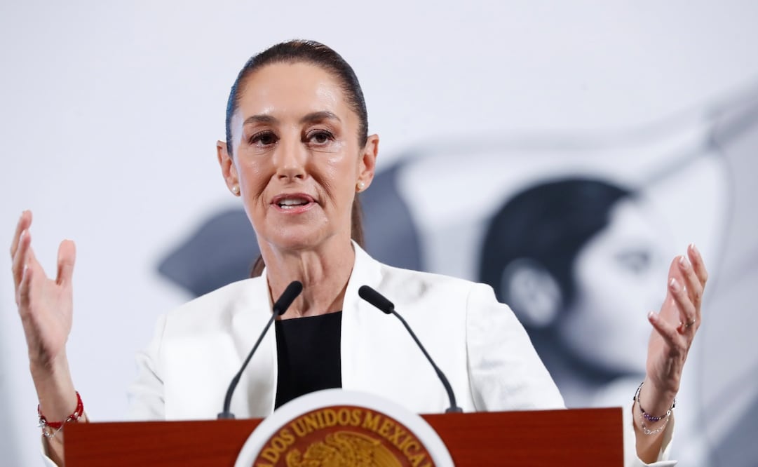 La presidenta de México, Claudia Sheinbaum, habla durante una rueda de prensa este jueves, en el Palacio Nacional. Foto: EFE/ Mario Guzmán