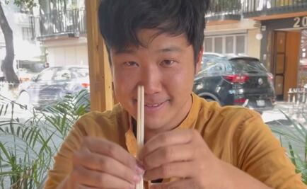 Tiktoker japonés se sorprende al hacer cosas extrañas que son normales en México