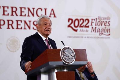AMLO amaga con expropiar terrenos faltantes para la construcción del Tren Maya