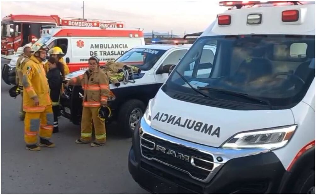 El bombero de Jilotepec, Edomex acudió al lugar a apoyar en el control del incendio (17/01/2025). Foto: Especial