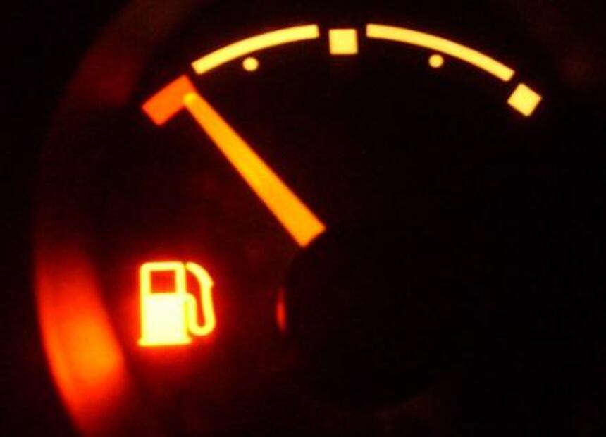 ¿Qué significan las luces del tablero de tu coche?