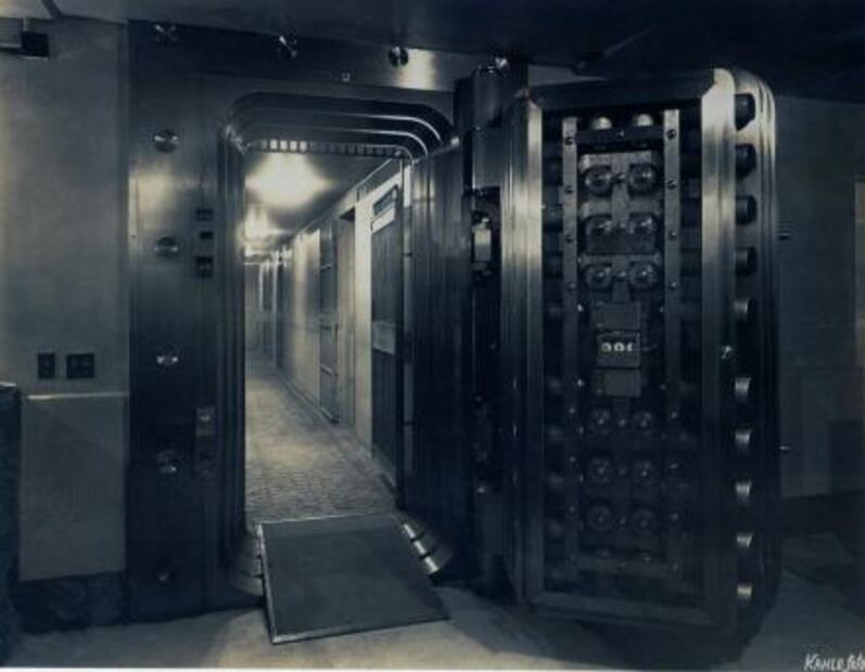 El día que se emitió el primer cheque para el Banco de México