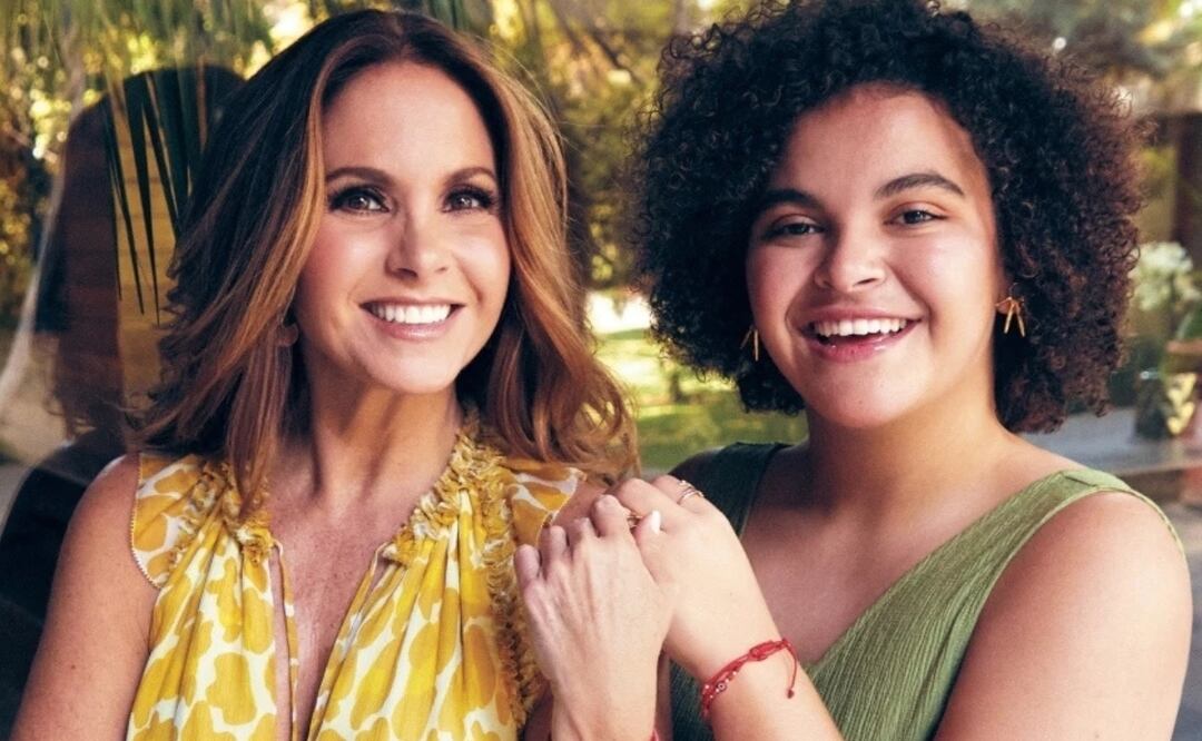 Lucero y su hija Lucerito Mijares, posando. Fuente: Instagram @luceromexico