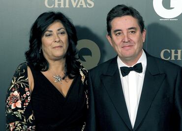 Almudena Grandes se convirtió en escritora por pasión al fútbol, recuerda su esposo