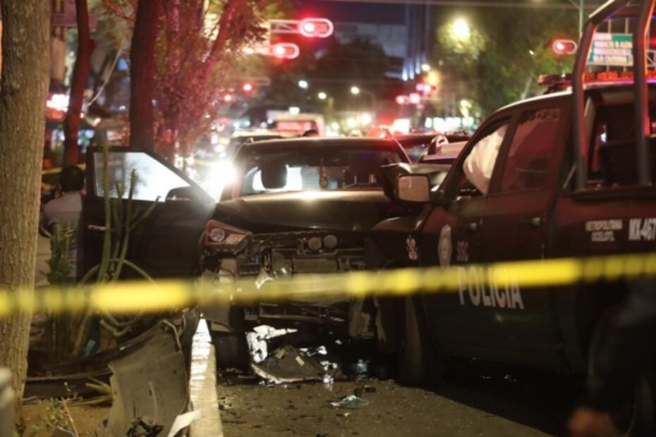 Choque entre patrulla y auto particular deja un muerto en la Cuauhtémoc