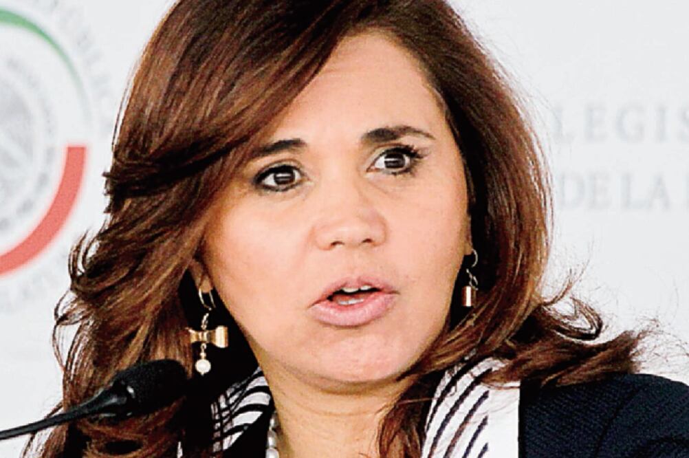 Alcalá es militante desde 1981, presidenta del Comité Municipal del PRI en Puebla y alcaldesa de esa ciudad (ARCHIVO. EL UNIVERSAL)