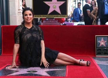 Eva Longoria devela su estrella en Hollywood