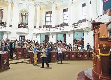 Indagarán las licitaciones del Congreso
