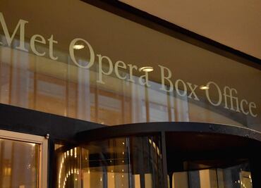 Coronavirus y consejos médicos obligan a la Ópera Metropolitana de NY cerrar hasta 2021