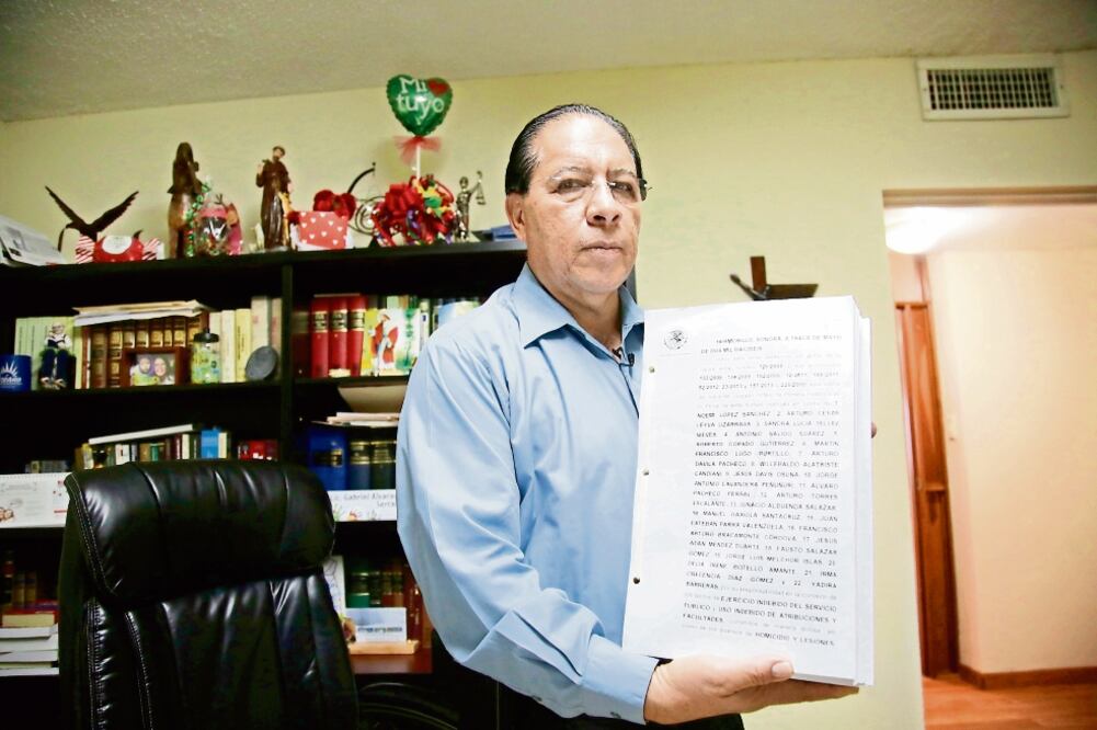 El abogado Gabriel Serrano señala que el análisis de la grabación es una pista clave para seguir la indagatoria y dar con los responsables del siniestro (LUIS CORTÉS)