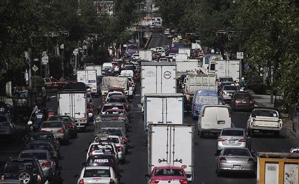 Hoy no circulan vehículos de engomado amarillo con holograma 1 y 2
