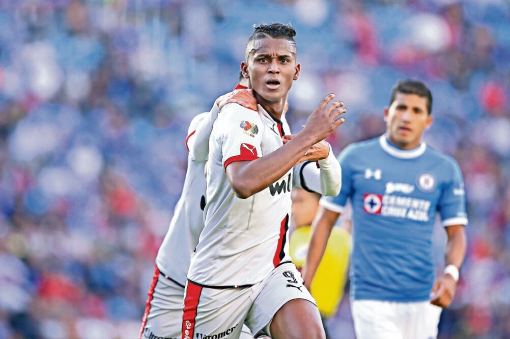 Fidel Martínez no tuvo piedad de la afición cruz azulina, que evidenció su falta de paciencia con abucheos hacia su equipo (AGUSTÍN CUEVAS. IMAGO7)