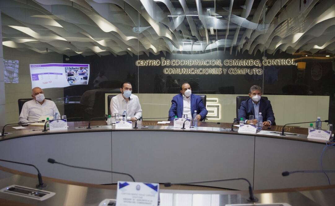 La reunión entre el gobernador y el alcalde electo se llevó a cabo en las instalaciones del Centro de Coordinación, Comando, Control, Comunicaciones y Cómputo (C5). Foto: Twitter @GobiernoMorelos