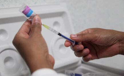 Emiten 2 alertas por falsificación y venta ilegal de vacuna contra la influenza