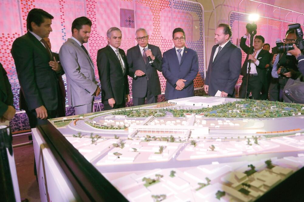 Durante la presentación, Miguel Ángel Mancera destacó que la planta de Termovalorización se colocará como la más grande del mundo, con una capacidad superior la de Los Ángeles (IRVIN OLIVARES. EL UNIVERSAL)