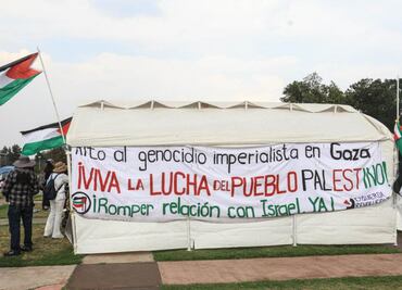 Entre casas de campaña estudiantes de la UNAM inician plantón en protesta contra guerra en Palestina