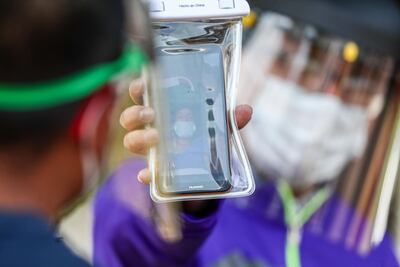 “Échale ganas, vas a salir”, dicen hijos a mamá con Covid-19 en videollamada