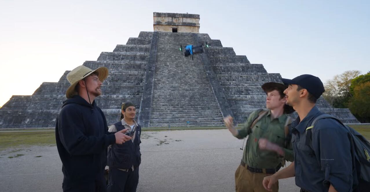 El creador de contenido visitó zonas arqueológicas de México. Foto: YouTube